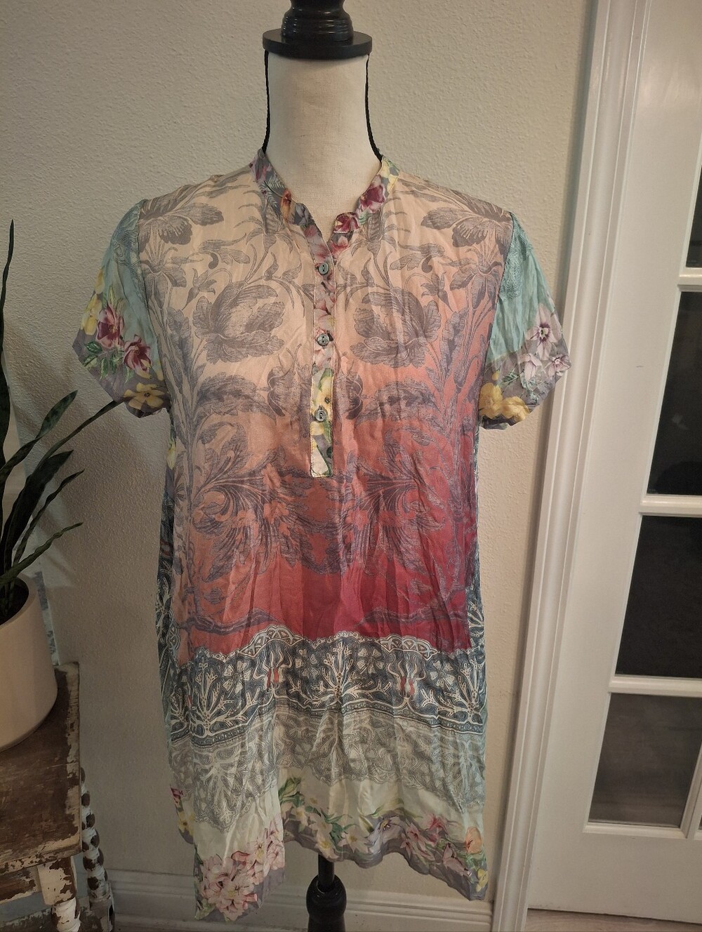 Johnny Was Multicolor Floral Ombre Cotton Tunic - Red, Blue, Cream